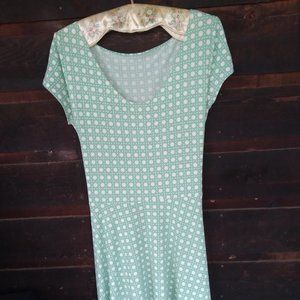 Dress green and white dress women's Larg